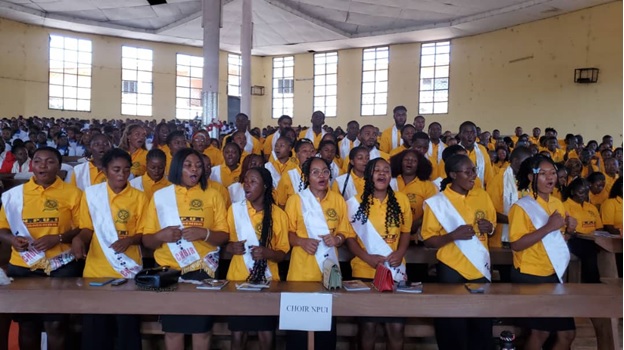 Cross section of Students Choir