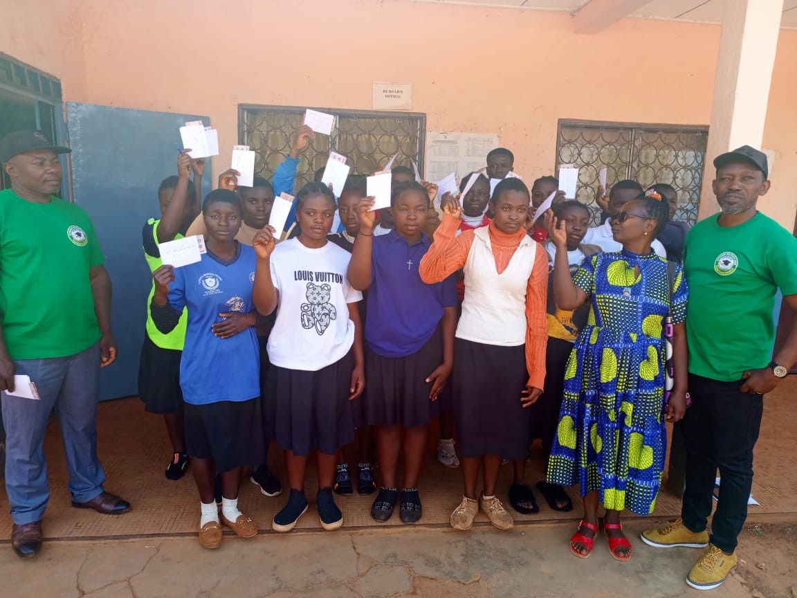GBHS Kumbo: Ex-Students Offer Cash To Up GCE Registration