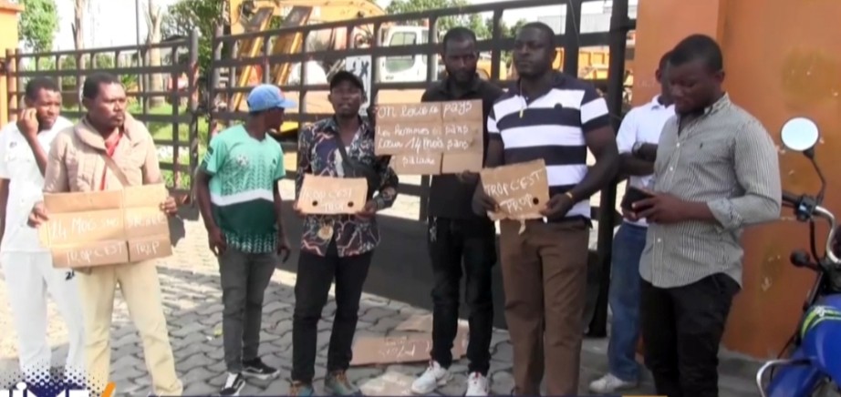 Routd’Af Workers Spend Labor Day Eve In Protest